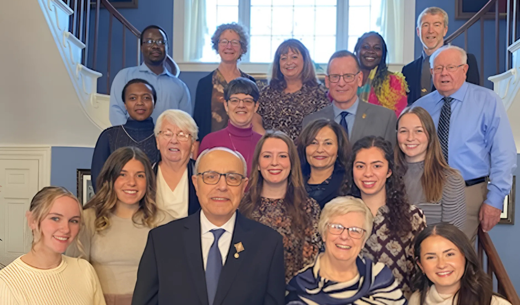 Queen Elizabeth II Diamond Jubilee Scholars 