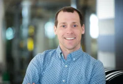 Dr. Travis Saunders